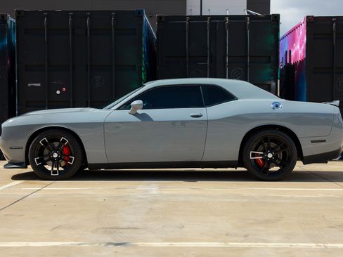 Used 2022 Dodge Challenger R/T w/ Plus Package RWD image 4
