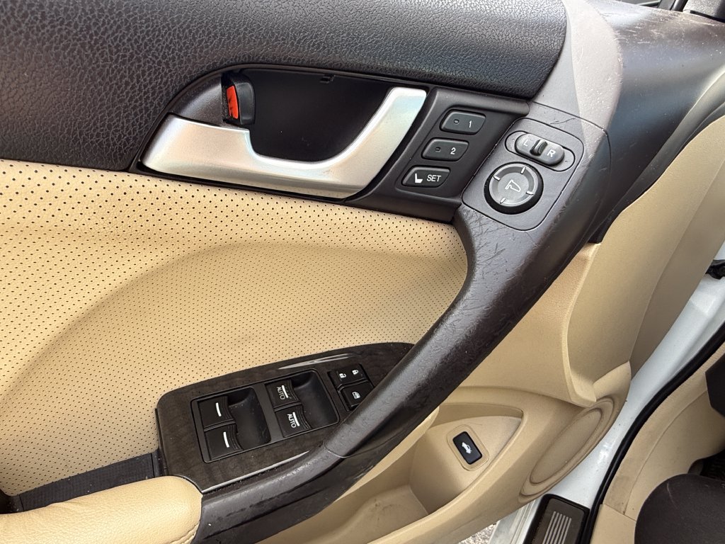 Used 2014 Acura TSX Sedan FWD image 22