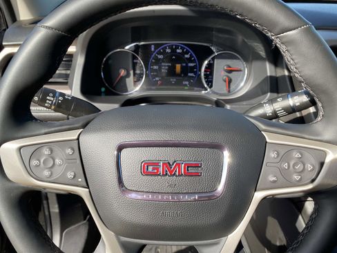 Used 2023 GMC Acadia Denali w/ Black Diamond Edition image 16