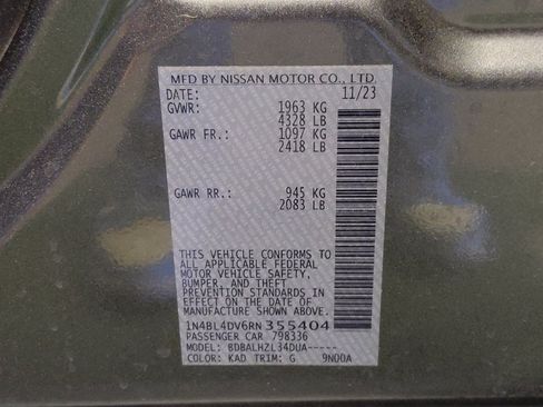 Used 2024 Nissan Altima 2.5 SV FWD image 33