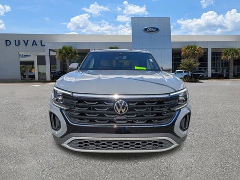 Used 2026 Volkswagen Atlas Cross Sport SE image 9