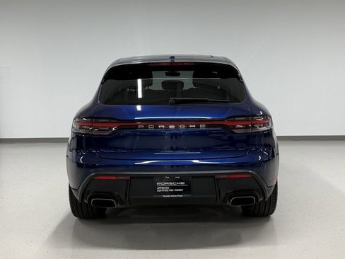 Certified 2024 Porsche Macan image 6