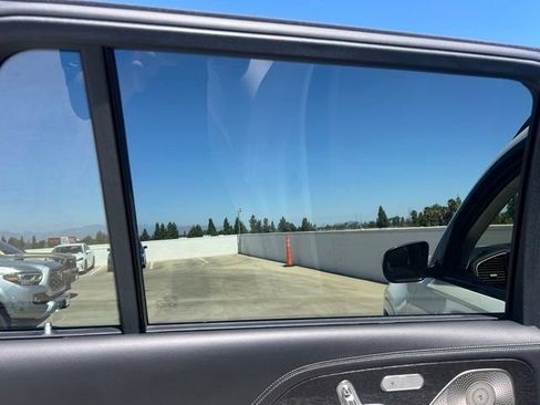 Used 2022 Mercedes-Benz GLS 450 4MATIC image 51