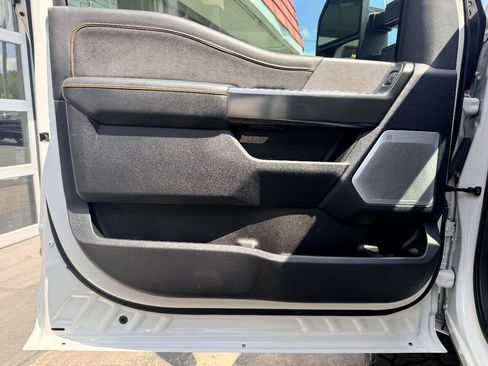 Used 2024 Ford F250 Platinum AWD/4WD image 18