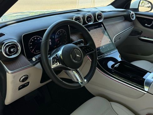Certified 2026 Mercedes-Benz GLC 300 image 19
