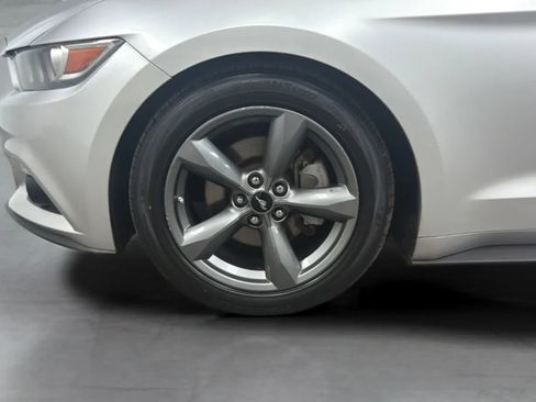 Used 2015 Ford Mustang Convertible w/ Equipment Group 051A RWD image 28