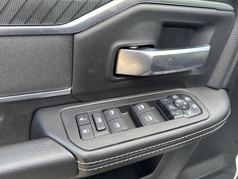 New 2025 RAM 2500 Big Horn AWD/4WD image 21