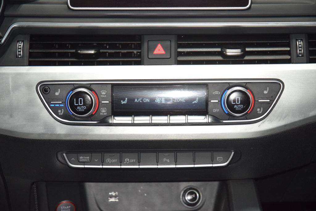 Used 2019 Audi S4 Premium Plus w/ Premium Plus Package AWD/4WD image 30