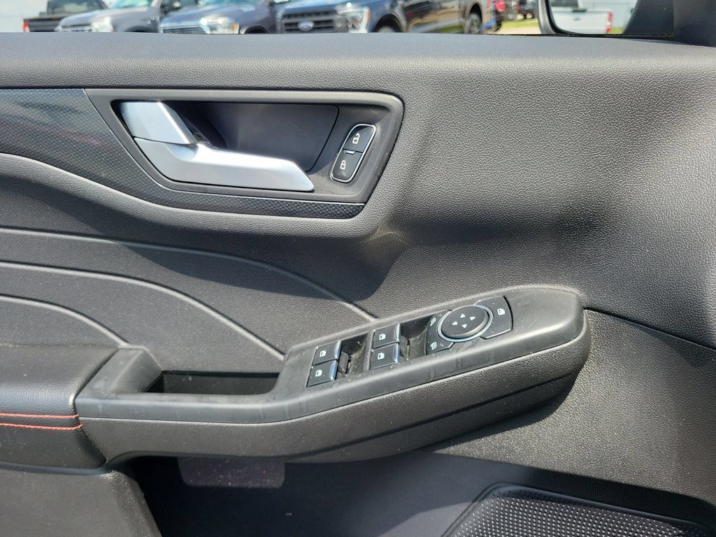 Certified 2023 Ford Escape ST-Line FWD image 20