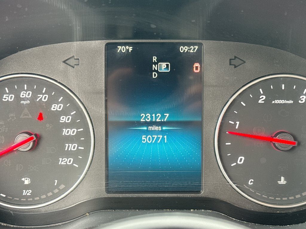 Used 2024 Mercedes-Benz Sprinter 2500 image 12