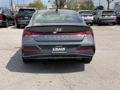 Used 2026 Hyundai Elantra Sport FWD image 6