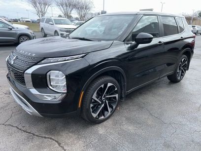 Used 2023 Mitsubishi Outlander SE