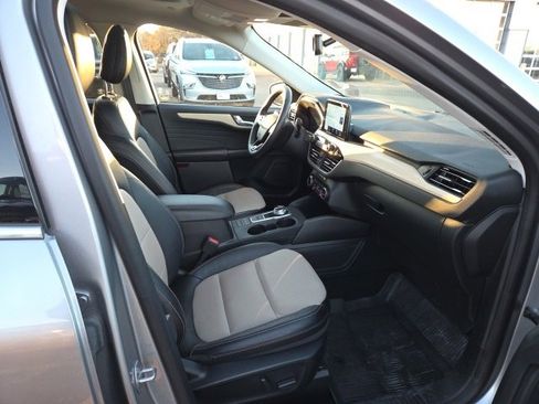 Used 2021 Ford Escape Titanium w/ Titanium Elite Package image 13