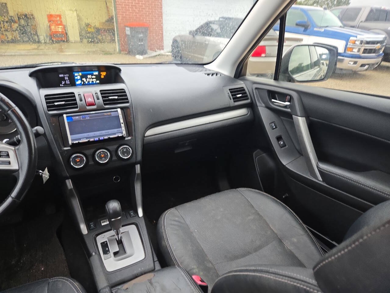 Used 2014 Subaru Forester 2.5i Limited w/ Popular Package #2 AWD/4WD image 10