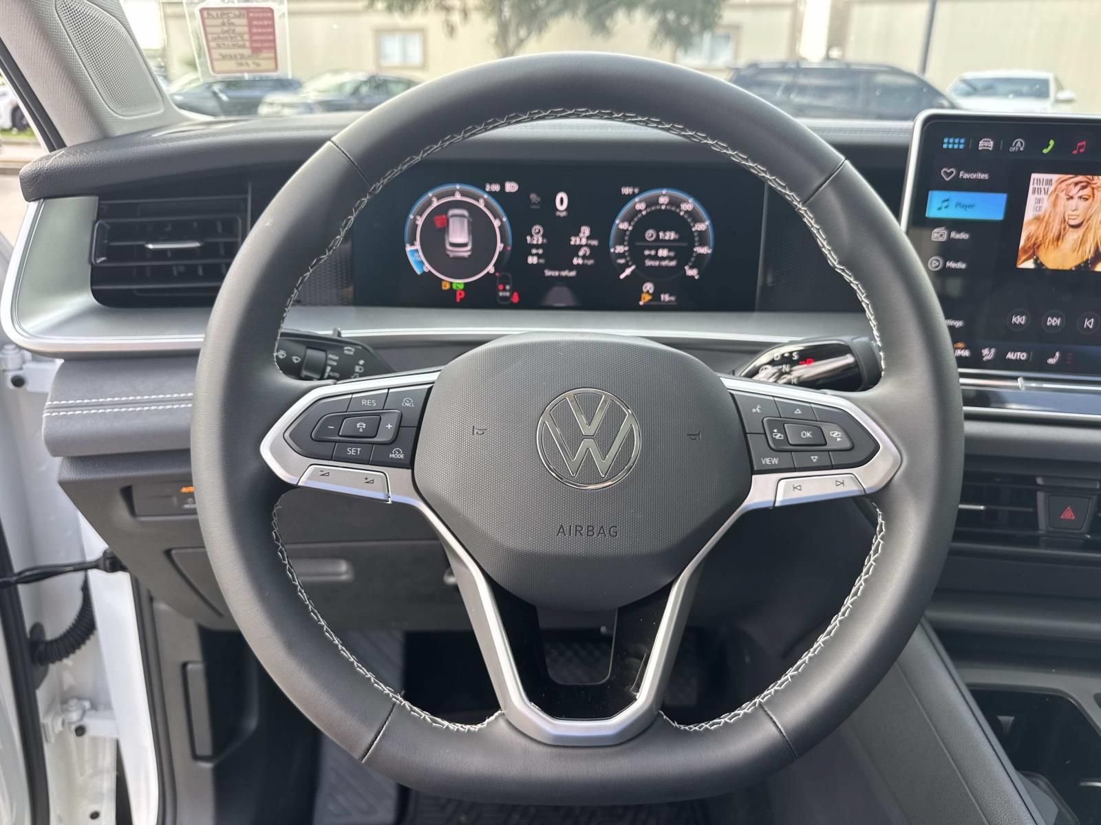 Used 2026 Volkswagen Tiguan SE FWD image 22