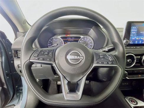 New 2025 Nissan Sentra SV image 8
