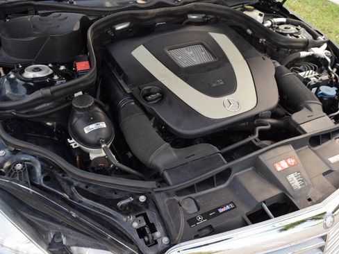 Used 2011 Mercedes-Benz E 350 4MATIC Sedan image 92
