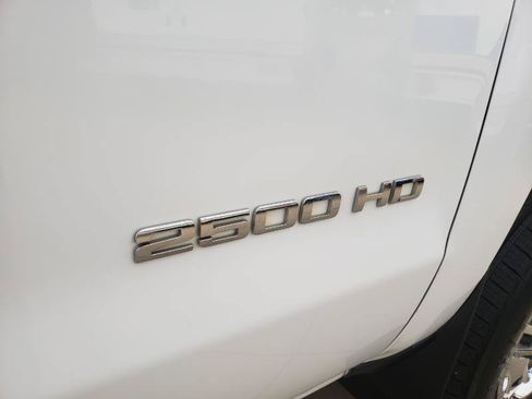 Used 2019 Chevrolet Silverado 2500 W/T w/ Snow Plow Prep Package AWD/4WD image 25