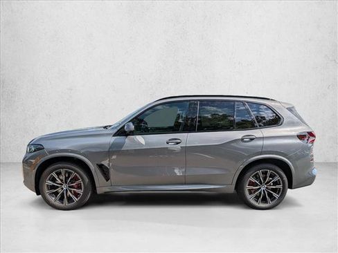 New 2026 BMW X5 xDrive40i w/ M Sport Package AWD/4WD image 5