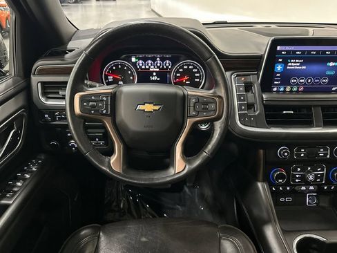 Used 2021 Chevrolet Tahoe High Country w/ Premium Package RWD image 16