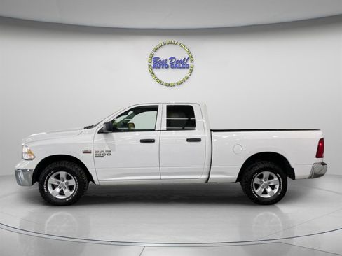 Used 2019 RAM 1500 Tradesman w/ Chrome Appearance Group AWD/4WD image 3