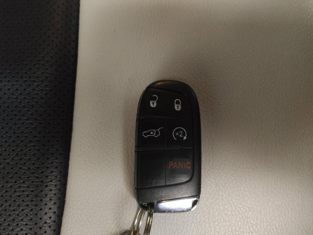 Used 2018 Jeep Compass Limited w/ Navigation Group FWD image 32