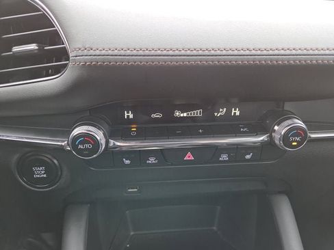 Used 2021 MAZDA MAZDA3 s image 18