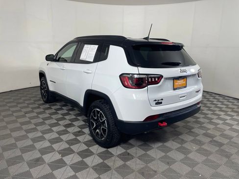 Certified 2025 Jeep Compass Trailhawk AWD/4WD image 5