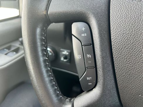 Used 2022 Chevrolet Express 2500 w/ Driver Convenience Package image 20