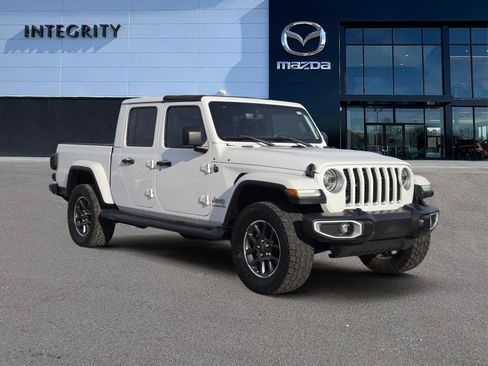 Used 2021 Jeep Gladiator Overland AWD/4WD image 1