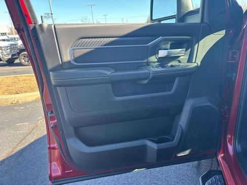 New 2026 RAM 2500 Big Horn AWD/4WD image 21