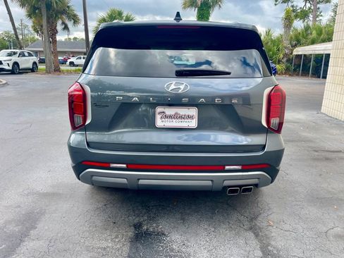 Used 2024 Hyundai Palisade SEL w/ Premium Package FWD image 4