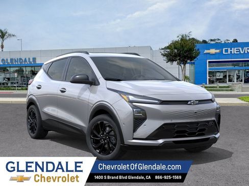 New 2027 Chevrolet Bolt RS w/ Super Cruise Package FWD image 7