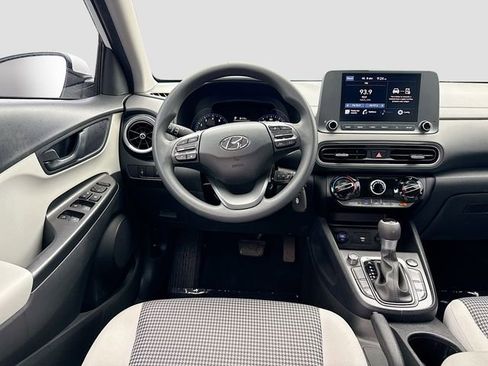 Certified 2023 Hyundai Kona SE AWD/4WD image 21