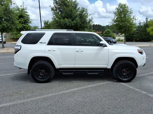 Used 2018 Toyota 4Runner TRD Pro AWD/4WD image 4