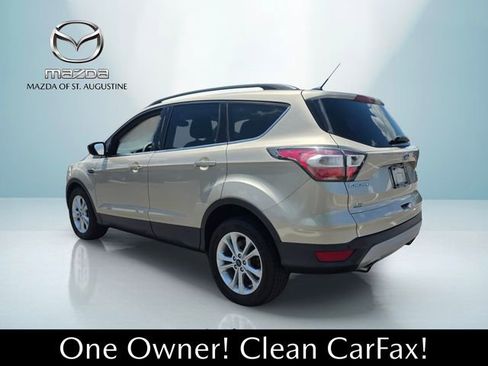 Used 2017 Ford Escape SE w/ Equipment Group 201A FWD image 5