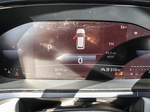 Used 2024 Volkswagen Taos SE image 21