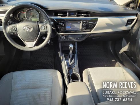 Used 2016 Toyota Corolla LE image 5