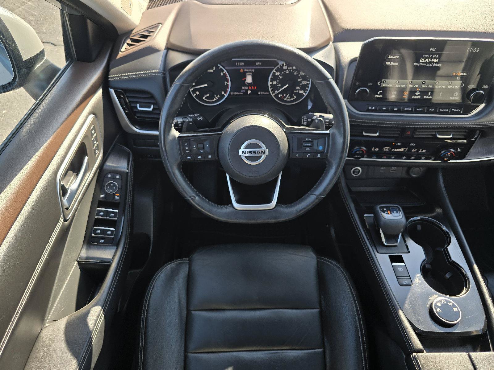 Used 2021 Nissan Rogue SL w/ Premium Package AWD/4WD image 17