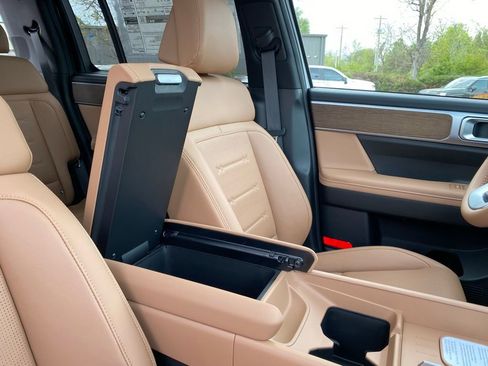New 2026 Hyundai Elantra SE FWD image 45