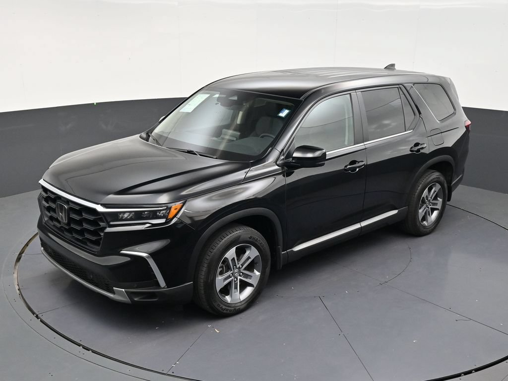 Used 2025 Honda Pilot EX-L image 12