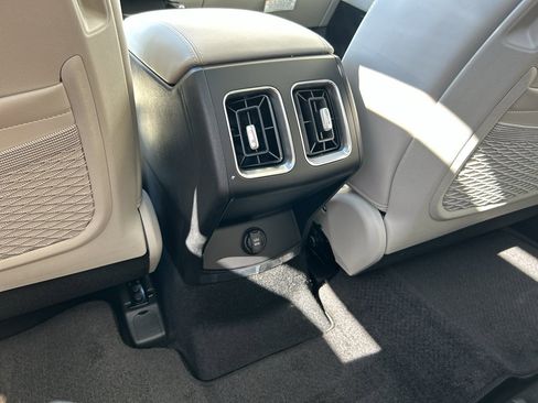 New 2026 Kia Sorento EX AWD/4WD image 17