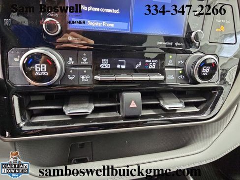 Used 2022 Toyota Highlander XLE FWD image 16