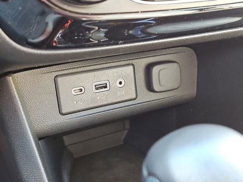 Certified 2023 Buick Encore GX Preferred w/ Cold Weather Comfort Package image 40