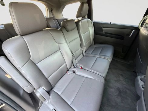 Used 2015 Honda Odyssey Touring image 19