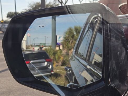 Used 2021 GMC Yukon SLT w/ SLT Luxury Package image 22