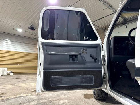 Used 1993 Dodge D/W Truck 350 image 23