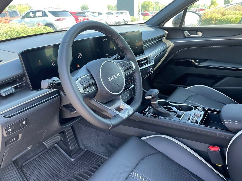New 2026 Kia K5 GT-Line FWD image 9