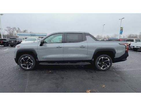 New 2026 Chevrolet Silverado EV LT image 5