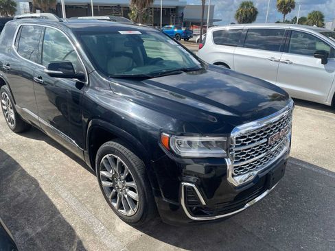Used 2023 GMC Acadia Denali FWD image 4